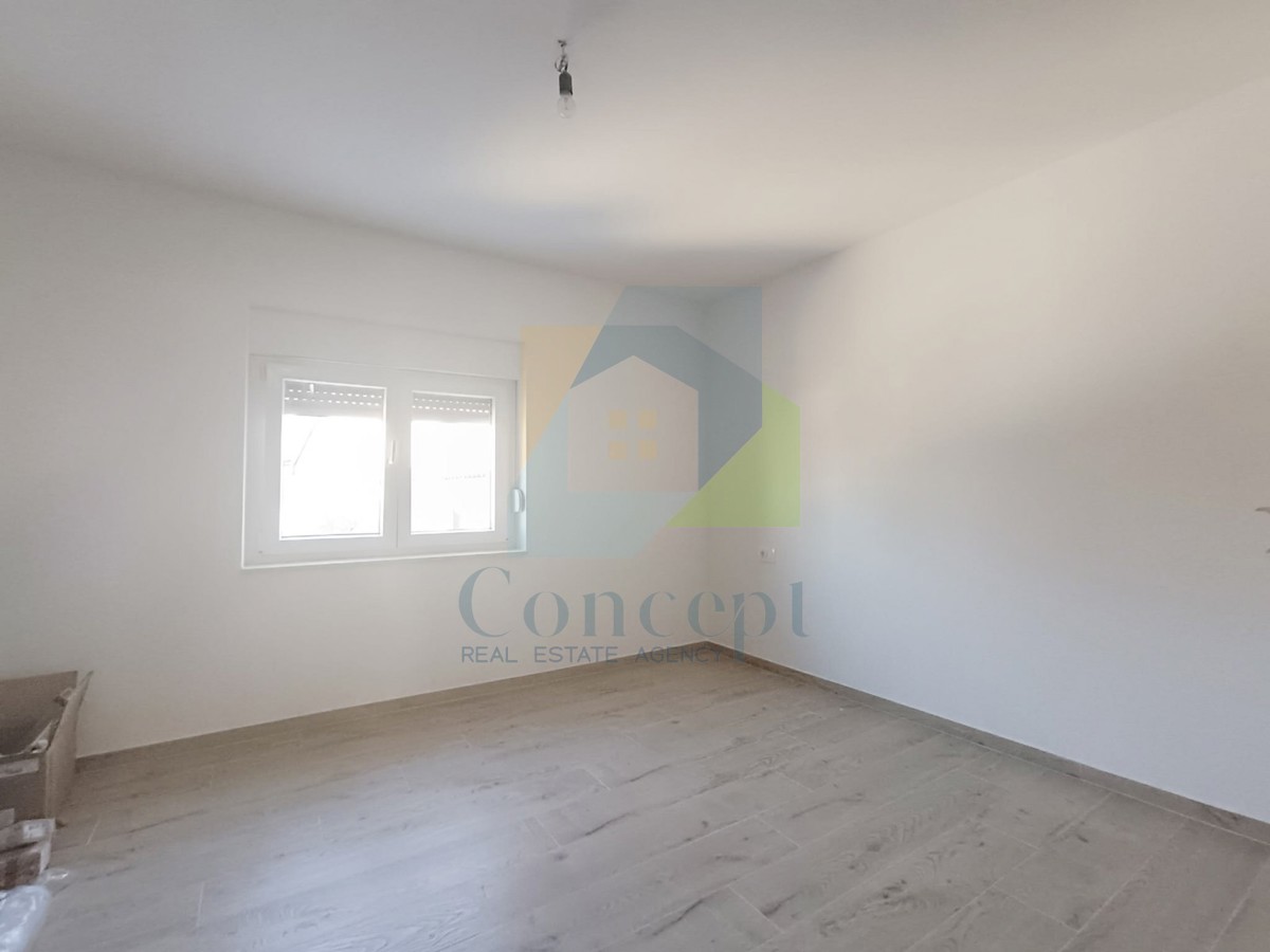 Poreč, dintorni, Doppia ristrutturata con tre camere da letto e vista mare