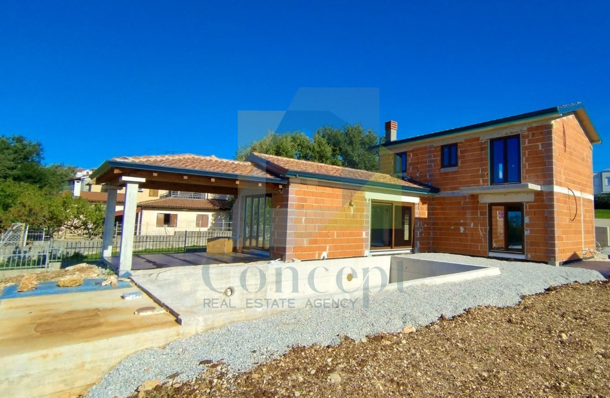 Poreč, dintorni, Splendida casa con piscina e vista mare, 8 km dal mare