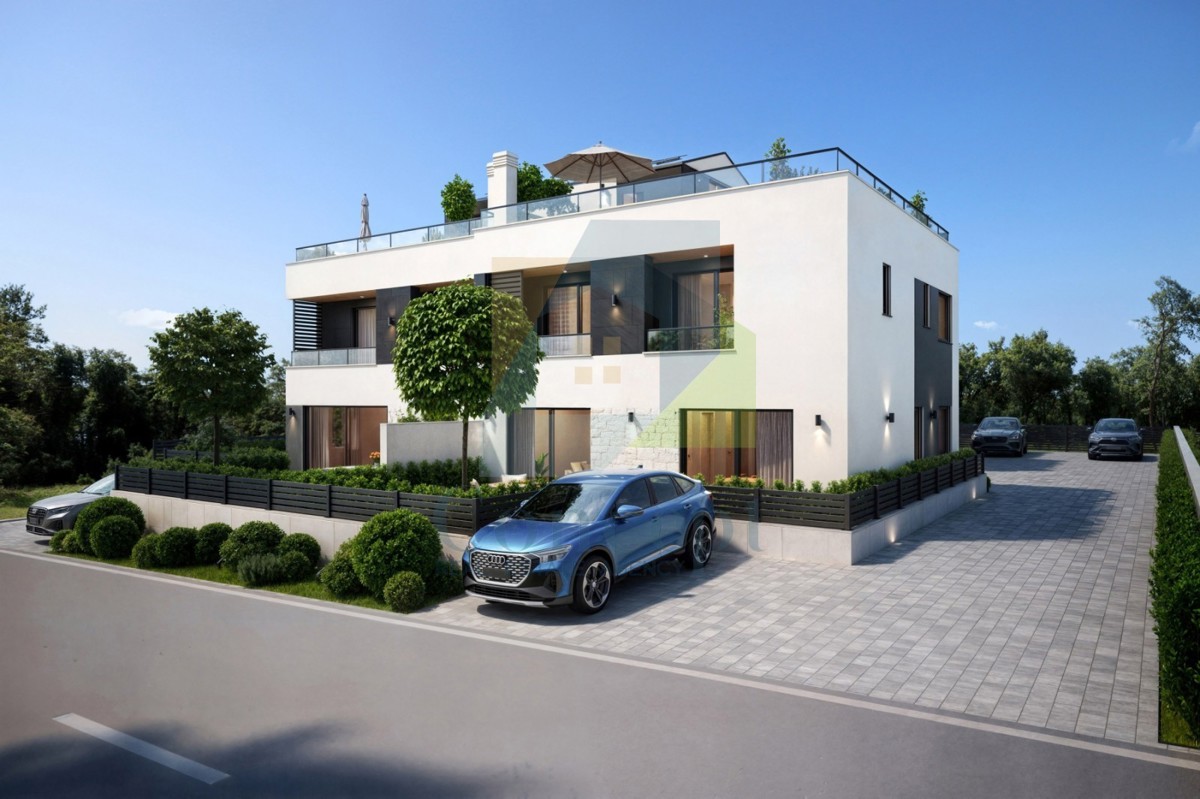 Poreč, Casa di lusso alla fine di una fila in una posizione ricercata a 2 km dal mare