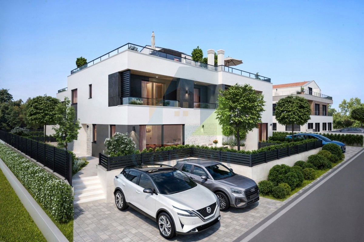 Poreč, Casa di lusso alla fine di una fila in una posizione ricercata a 2 km dal mare