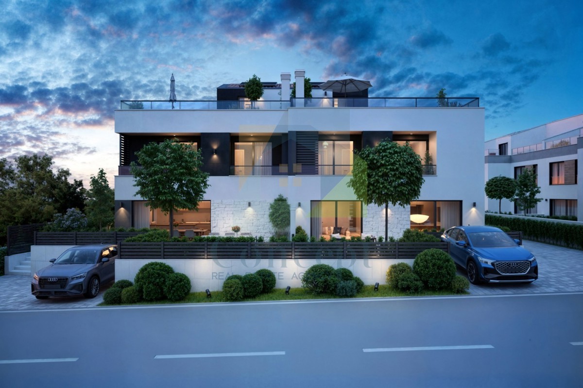 Poreč, Casa di lusso alla fine di una fila in una posizione ricercata a 2 km dal mare