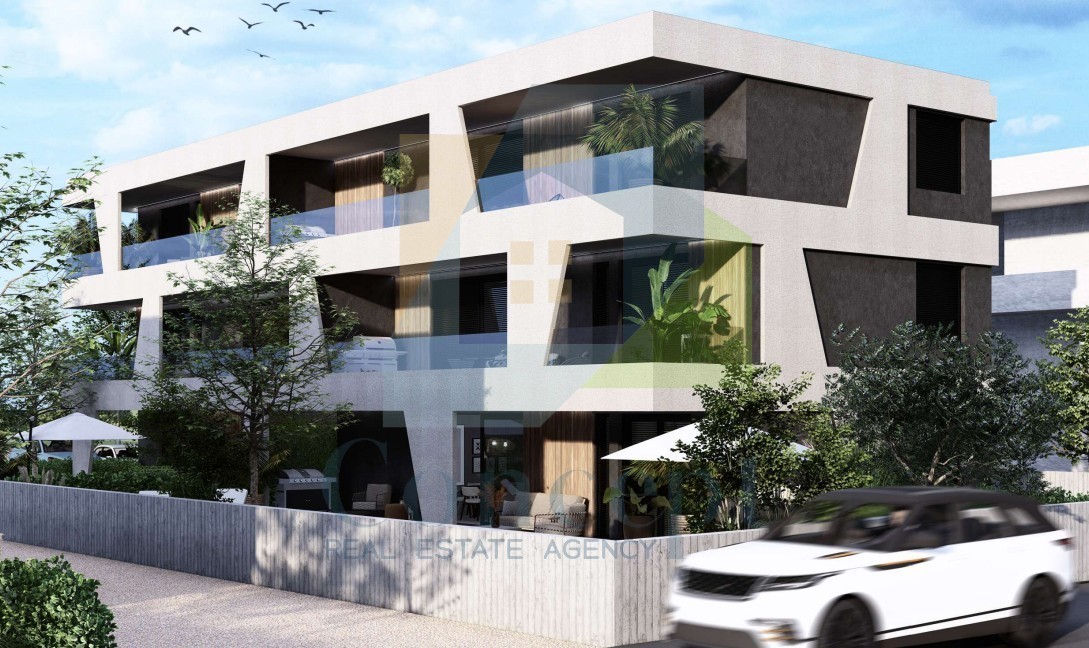 Umag, dintorni, Appartamento al primo piano con ampia terrazza a 2 km dal mare