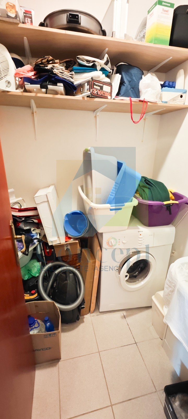 Poreč, centro espanso, appartamento spazioso su due piani, 500 m dal mare