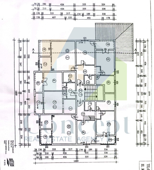 Poreč, centro espanso, appartamento spazioso su due piani, 500 m dal mare