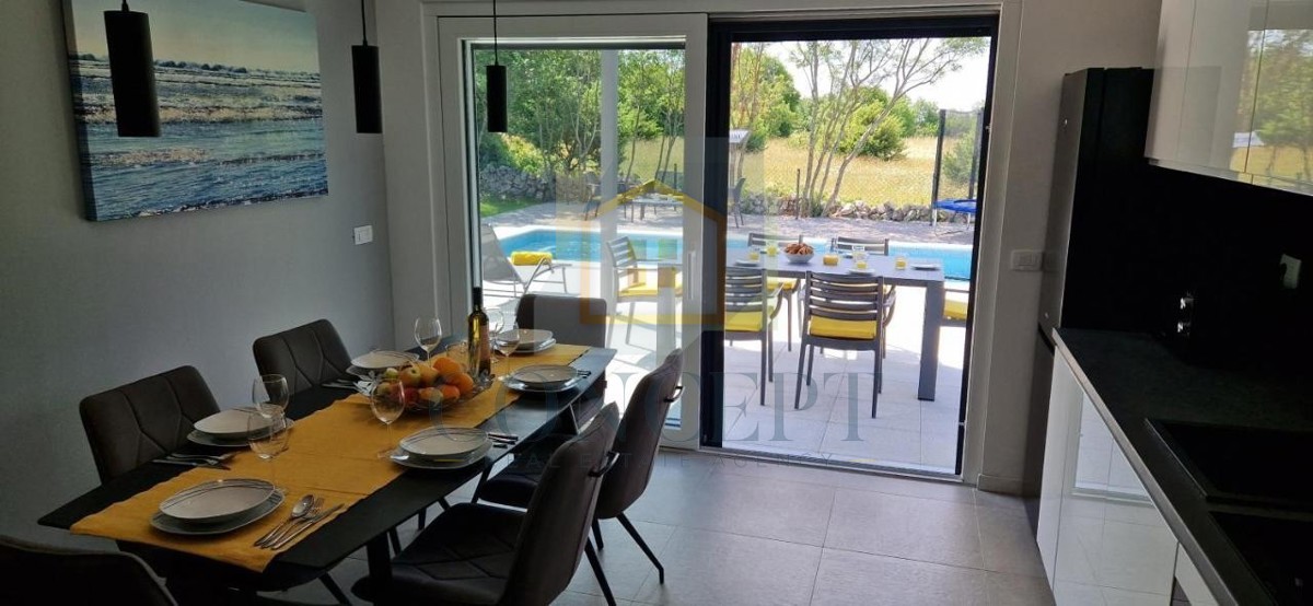 Labin, zona, Casa al piano terra con piscina e grande giardino, 3,5 km dal mare