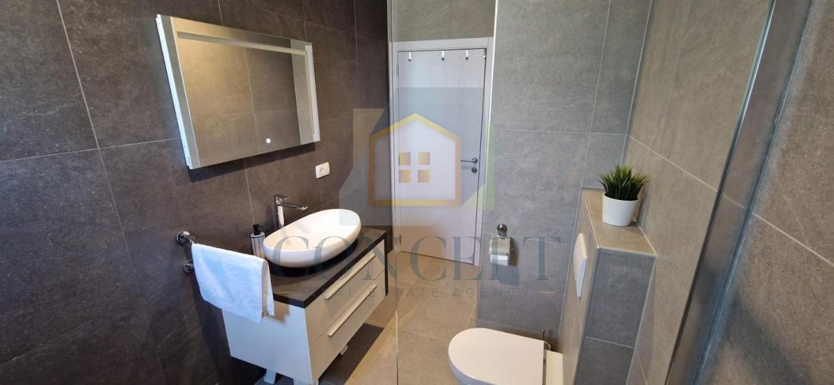 Labin, zona, Casa al piano terra con piscina e grande giardino, 3,5 km dal mare