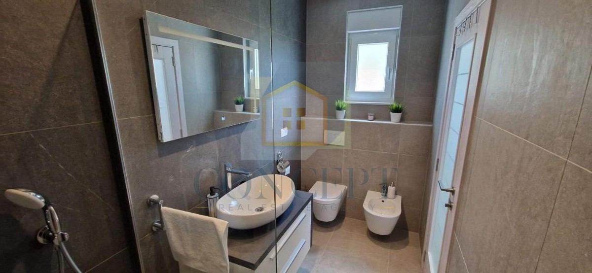 Labin, zona, Casa al piano terra con piscina e grande giardino, 3,5 km dal mare