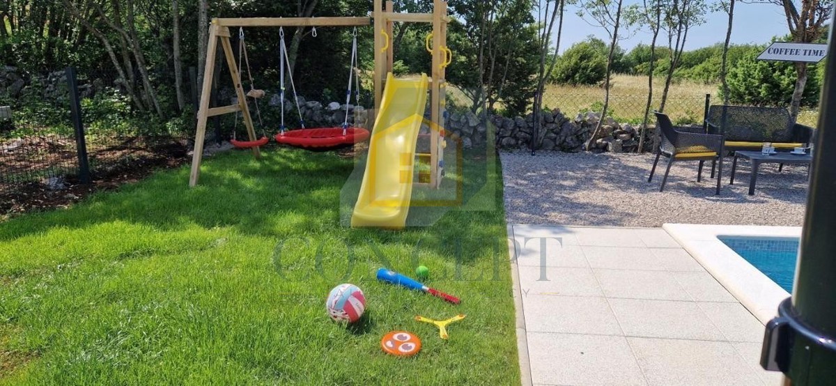 Labin, zona, Casa al piano terra con piscina e grande giardino, 3,5 km dal mare