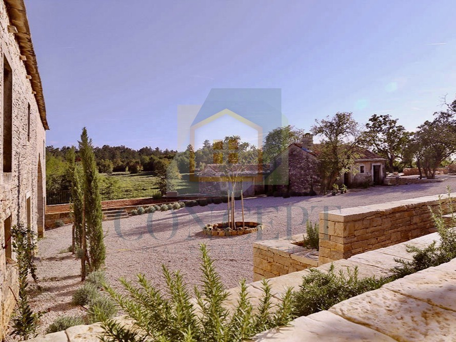 Buje, dintorni, Lussuosa proprietà veneziana in una posizione splendida