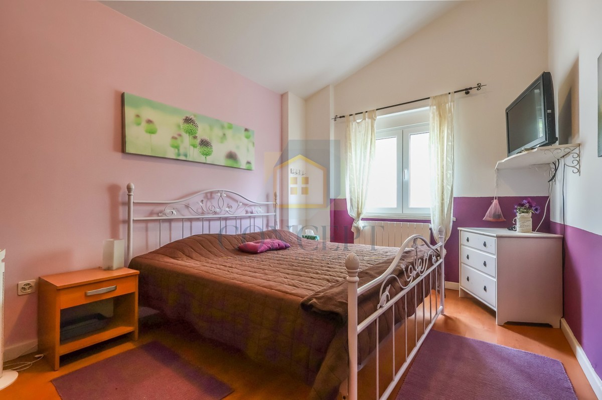 Poreč, dintorni, Prizemnica con vista mare e appartamento aggiuntivo, 10 km dal mare