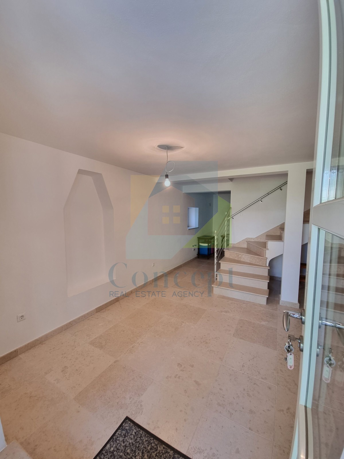 Poreč, Tar - ESCLUSIVA DELL'AGENZIA- Due case in pietra a 3 km dal mare