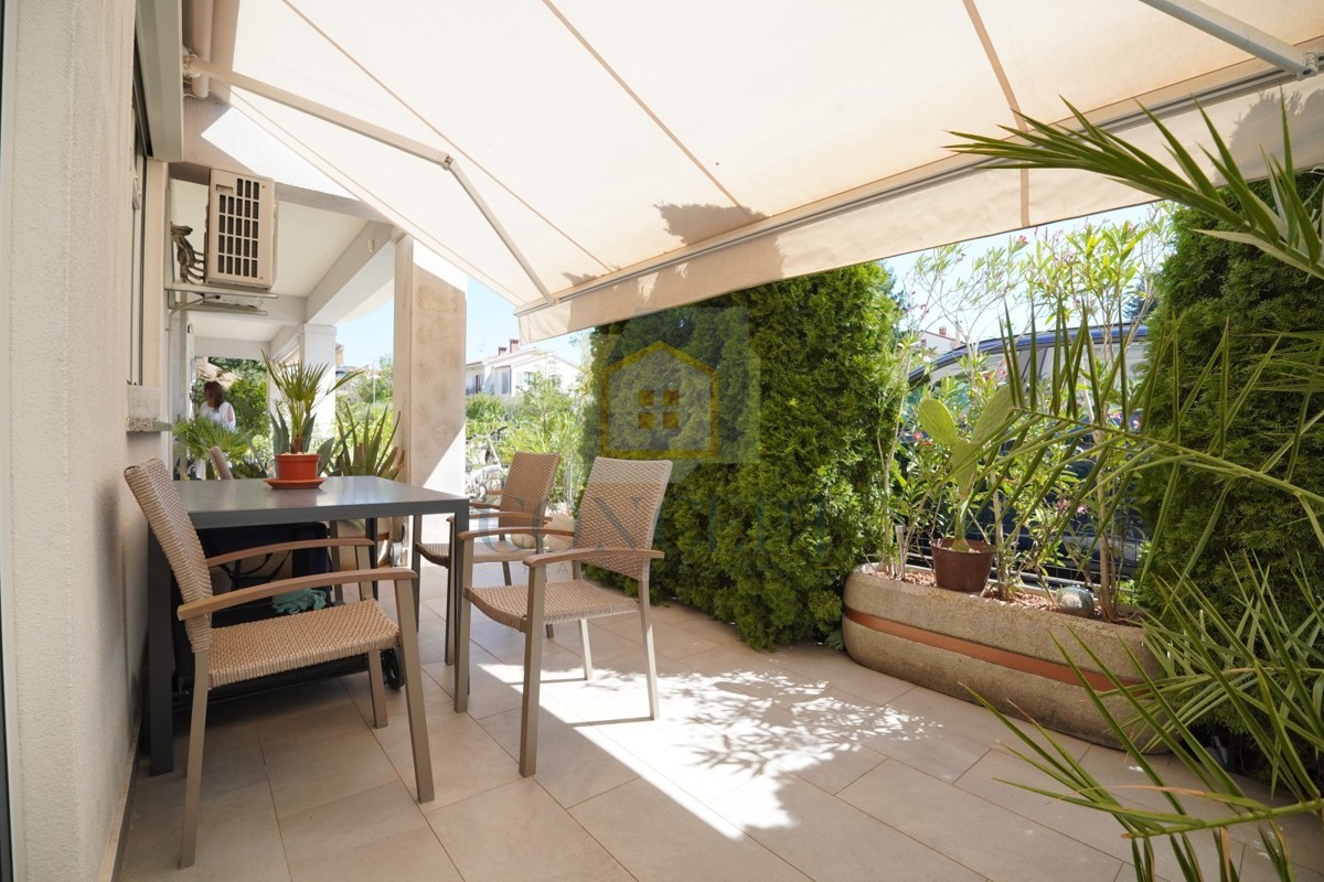 ESCLUSIVA DELL'AGENZIA! Appartamento nel centro di Parenzo, a soli 600 metri dal mare!