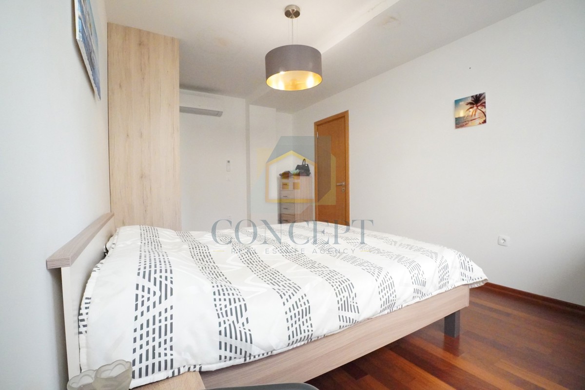 ESCLUSIVA DELL'AGENZIA! Appartamento nel centro di Parenzo, a soli 600 metri dal mare!