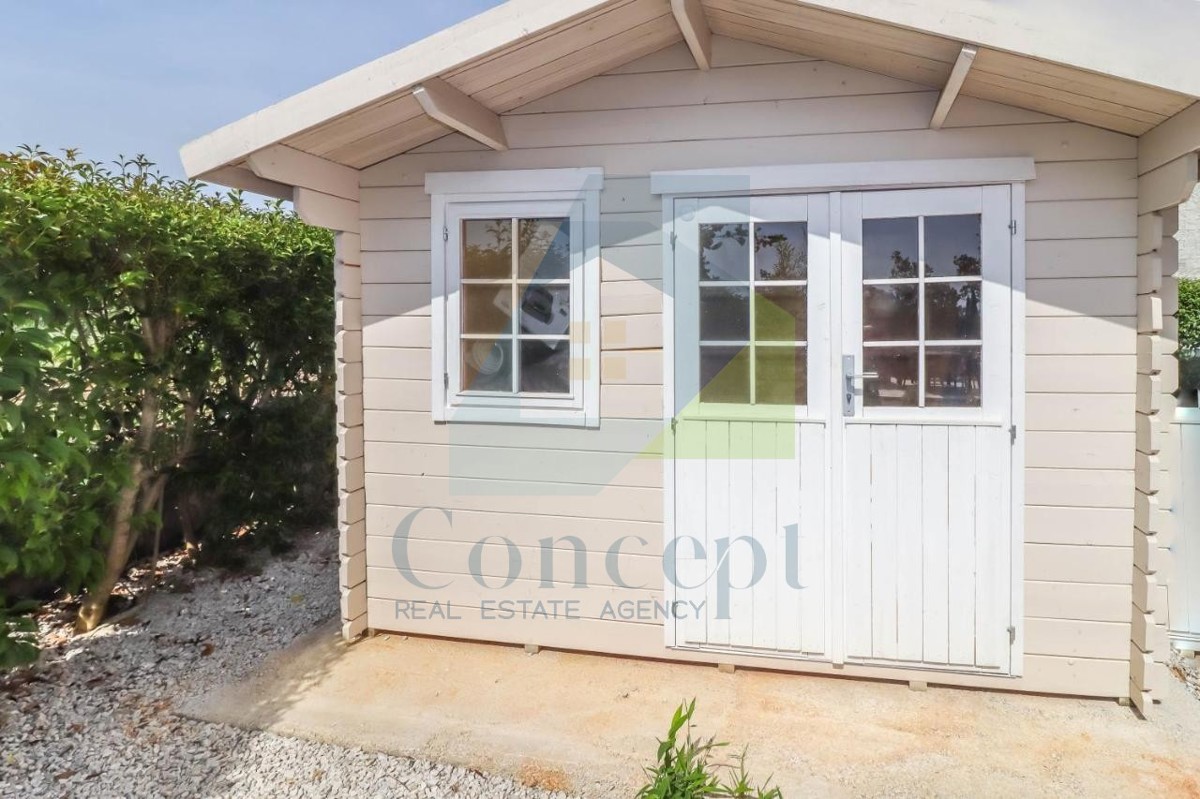 Poreč, dintorni, Casa in pietra con piscina e 4 camere da letto a 12 km dal mare