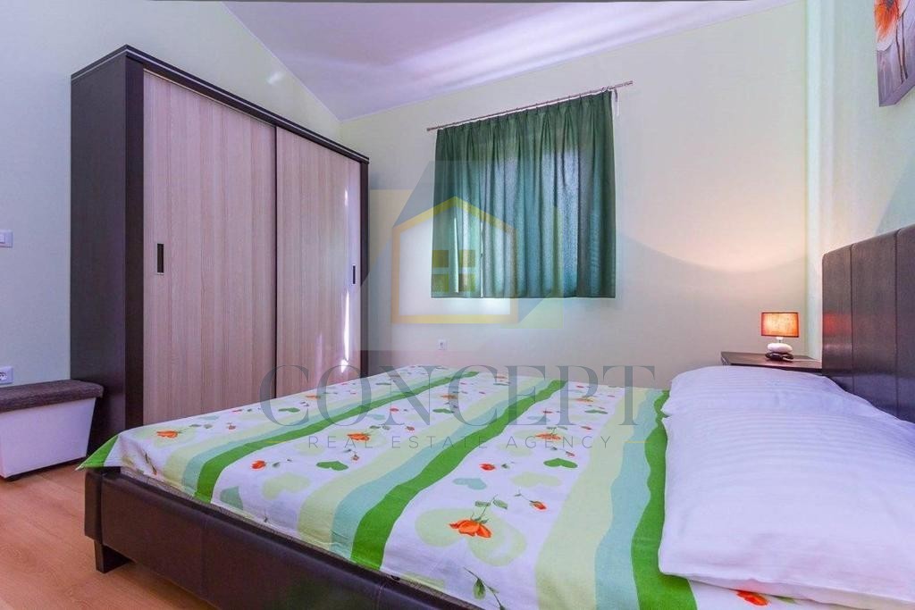 Poreč, dintorni, Casa indipendente con piscina in posizione tranquilla, a 19 km dal mare