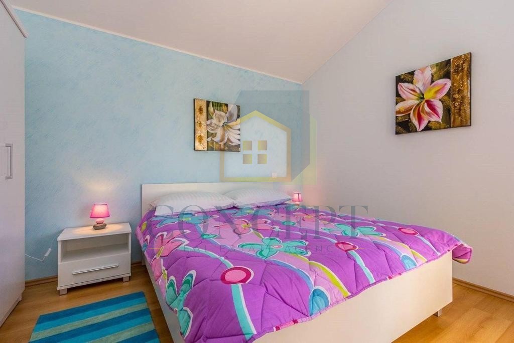 Poreč, dintorni, Casa indipendente con piscina in posizione tranquilla, a 19 km dal mare