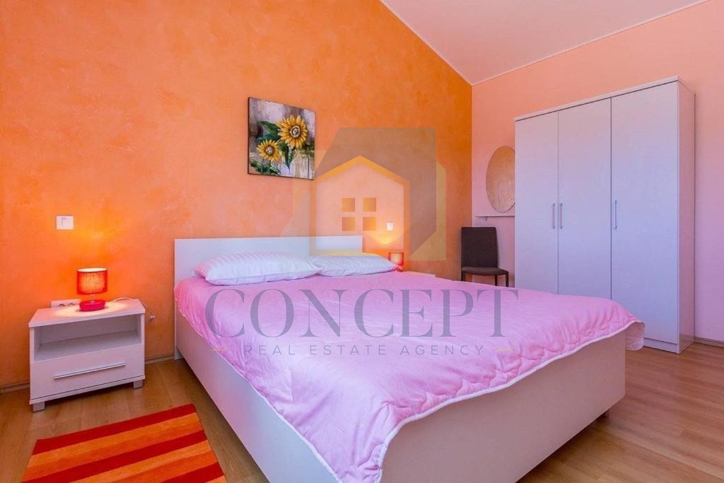 Poreč, dintorni, Casa indipendente con piscina in posizione tranquilla, a 19 km dal mare