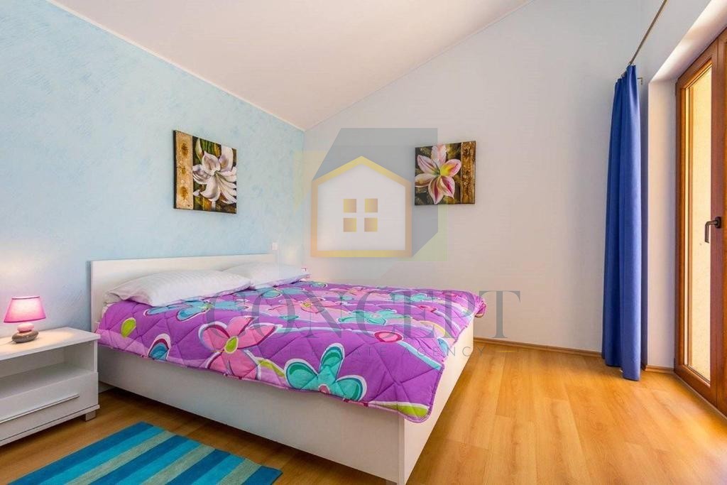 Poreč, dintorni, Casa indipendente con piscina in posizione tranquilla, a 19 km dal mare