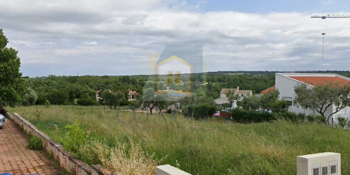 Poreč, dintorni, Terreno edificabile con permesso di costruzione per 8 appartamenti, a 3 km dal mare