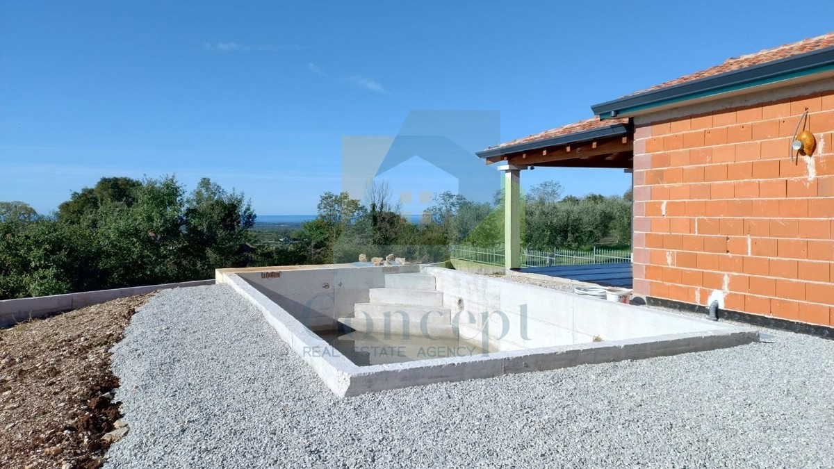 Poreč, dintorni, Splendida casa con piscina e vista mare, a 8 km dal mare