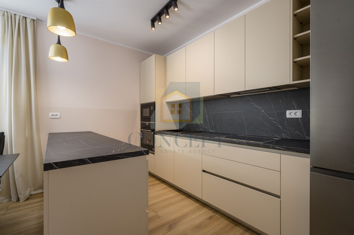 Poreč, Appartamento con 3 camere da letto in posizione di lusso, a 500 m dal mare