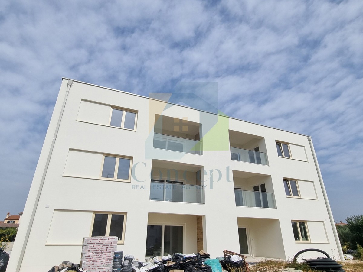 Poreč, Appartamento con 3 camere da letto in posizione di lusso, a 500 m dal mare