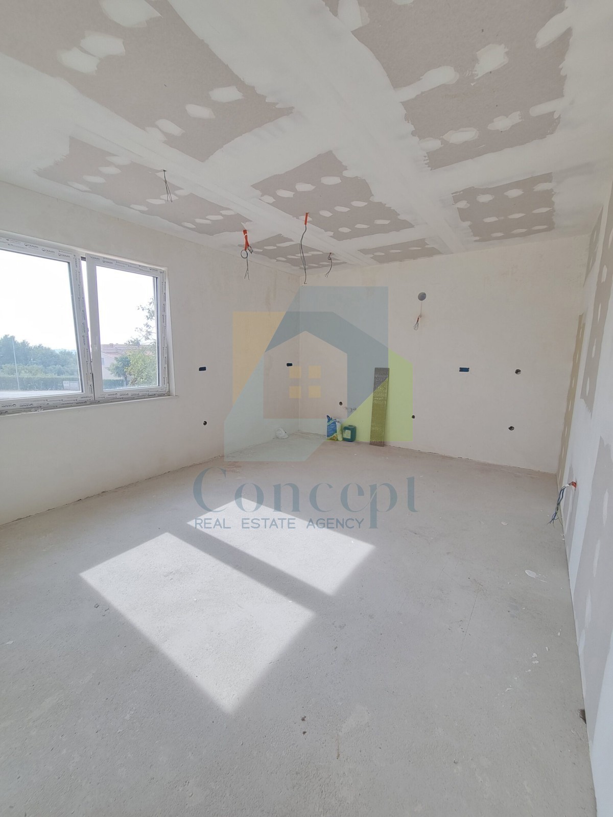 Poreč, Appartamento con 3 camere da letto in posizione di lusso, a 500 m dal mare