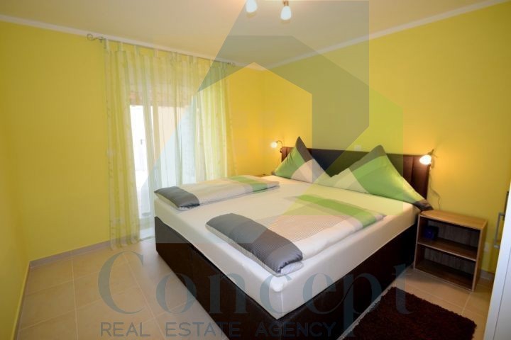 Poreč, dintorni, Imponente casa con 4 unità abitative, 11 km dal mare