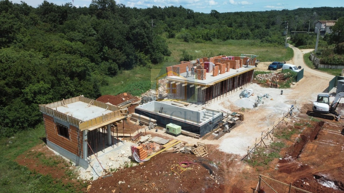 Poreč, dintorni, moderna villa di lusso con piscina, 12 km dal mare