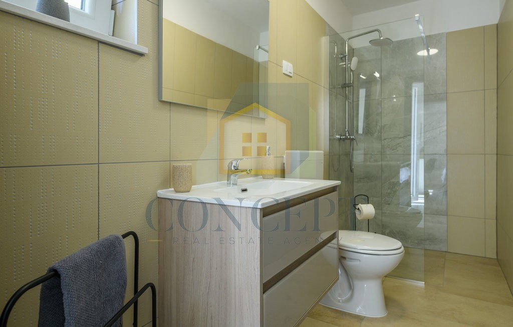 Labin, zona, Casa al piano terra con piscina e ampio giardino, a 3,5 km dal mare