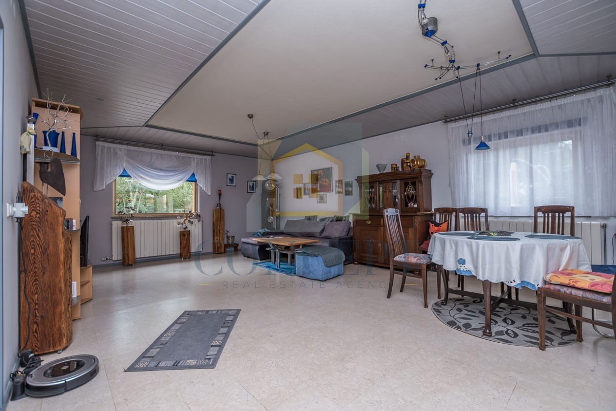 Poreč, dintorni, Villa indipendente con grande giardino di 6600 m2, a 7 km dal mare