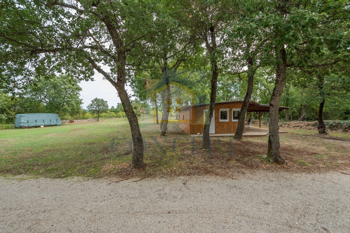 Poreč, dintorni, Villa indipendente con grande giardino di 6600 m2, a 7 km dal mare