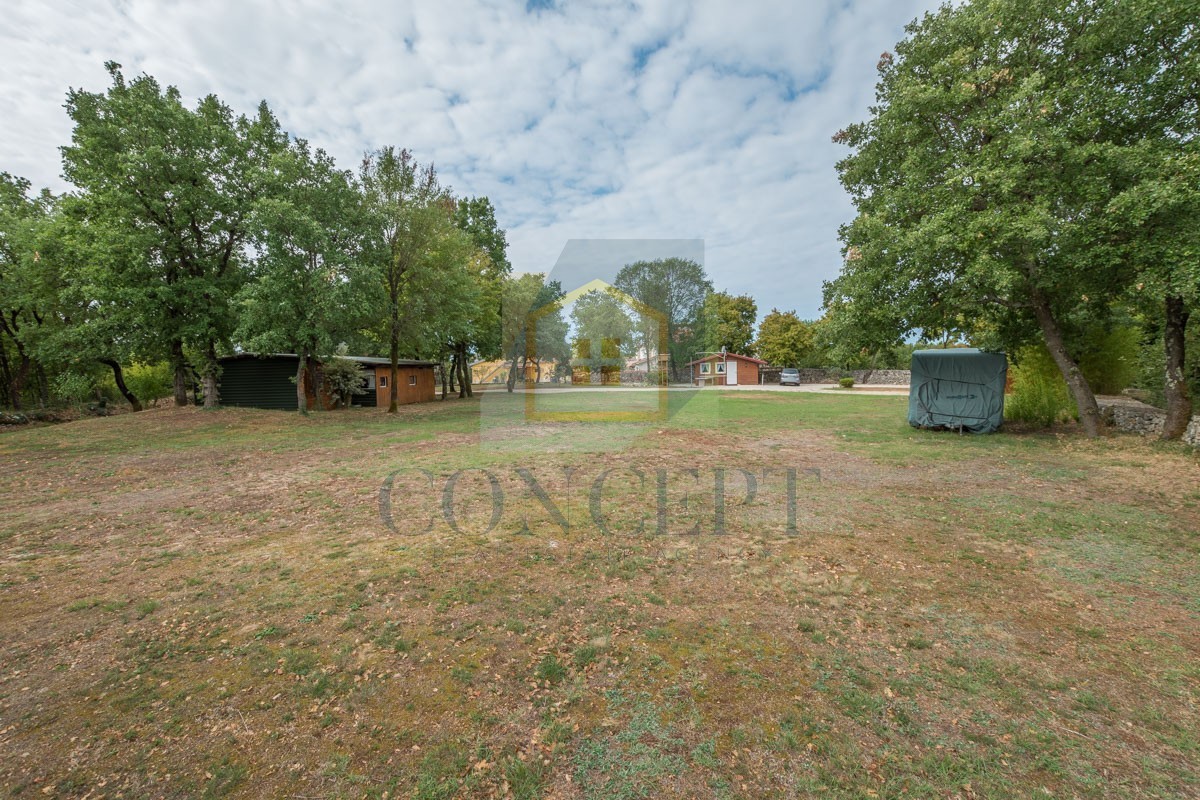 Poreč, dintorni, Villa indipendente con grande giardino di 6600 m2, a 7 km dal mare