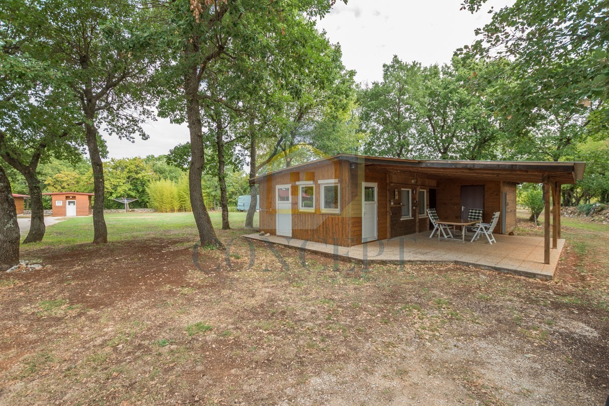 Poreč, dintorni, Villa indipendente con grande giardino di 6600 m2, a 7 km dal mare