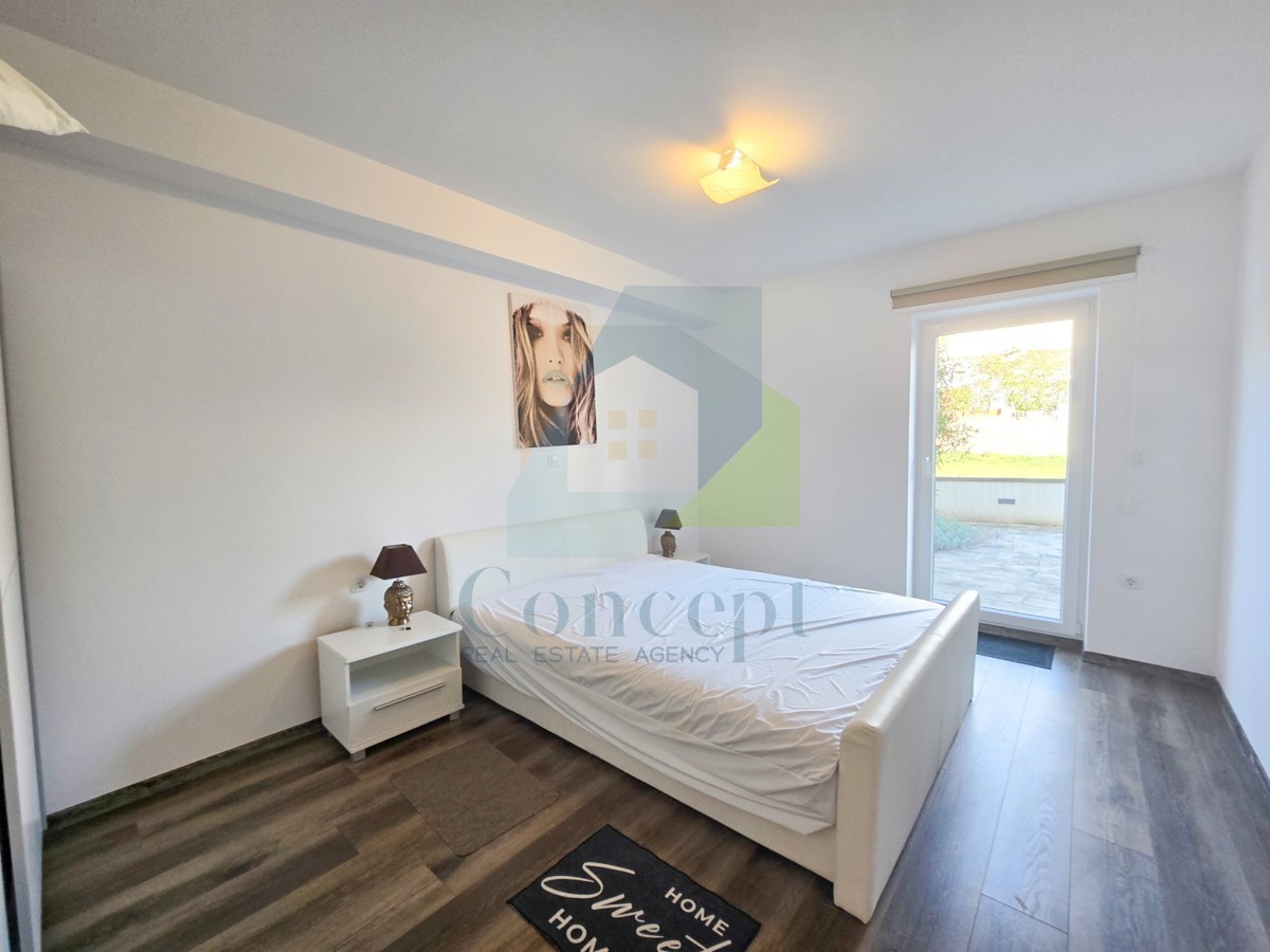 Poreč, dintorni, Splendido appartamento con 3 camere da letto e piscina