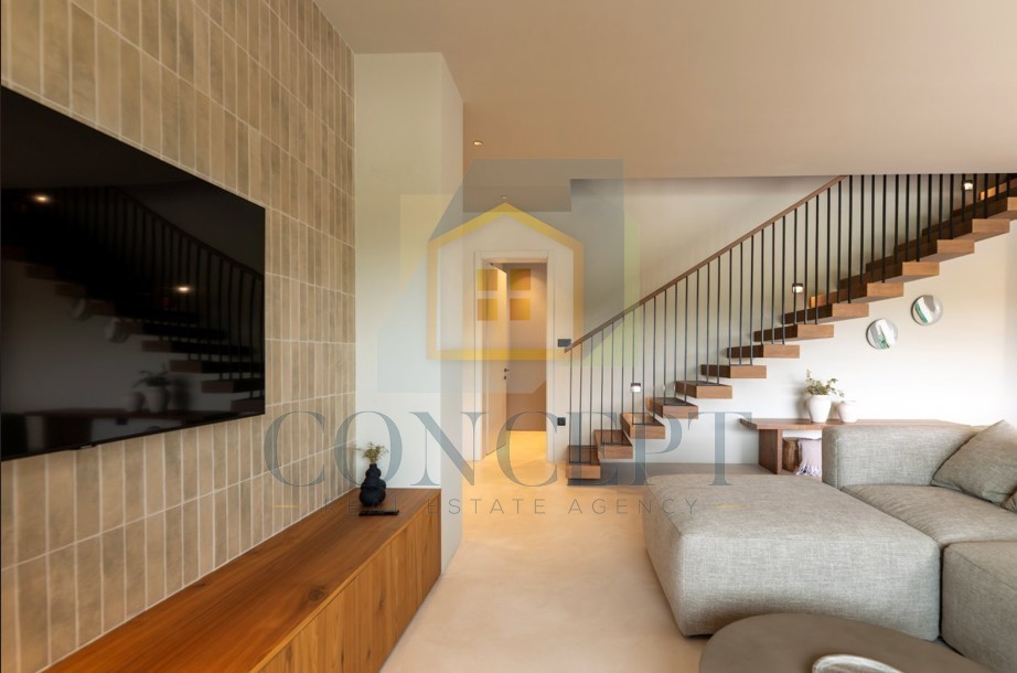 Poreč, dintorni, splendida villa moderna con piscina e giardino, 7 km dal mare