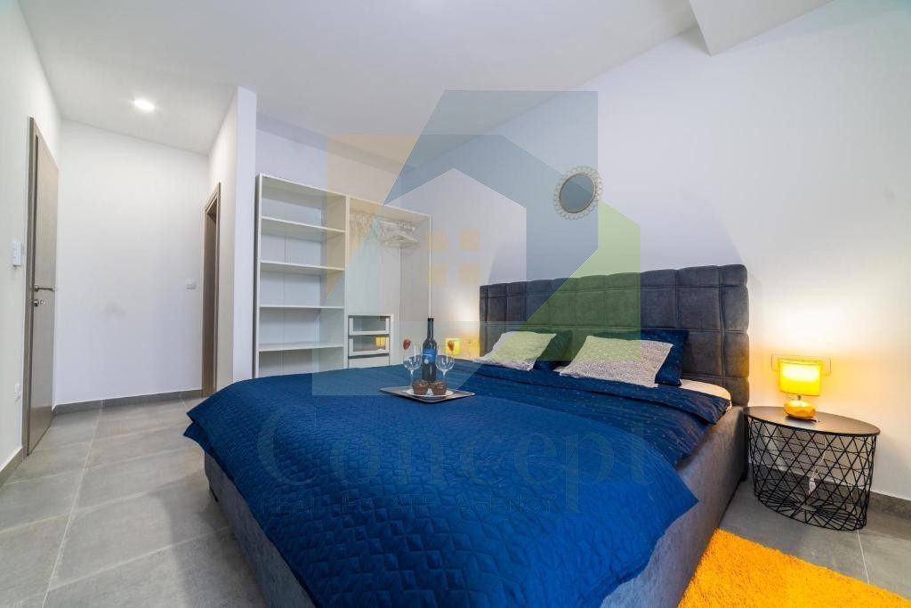 Poreč, zona circostante, Villa con piscina e quattro camere da letto, a 3 km dal mare.