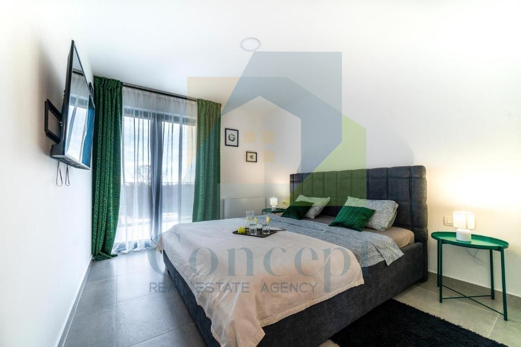 Poreč, zona circostante, Villa con piscina e quattro camere da letto, a 3 km dal mare.