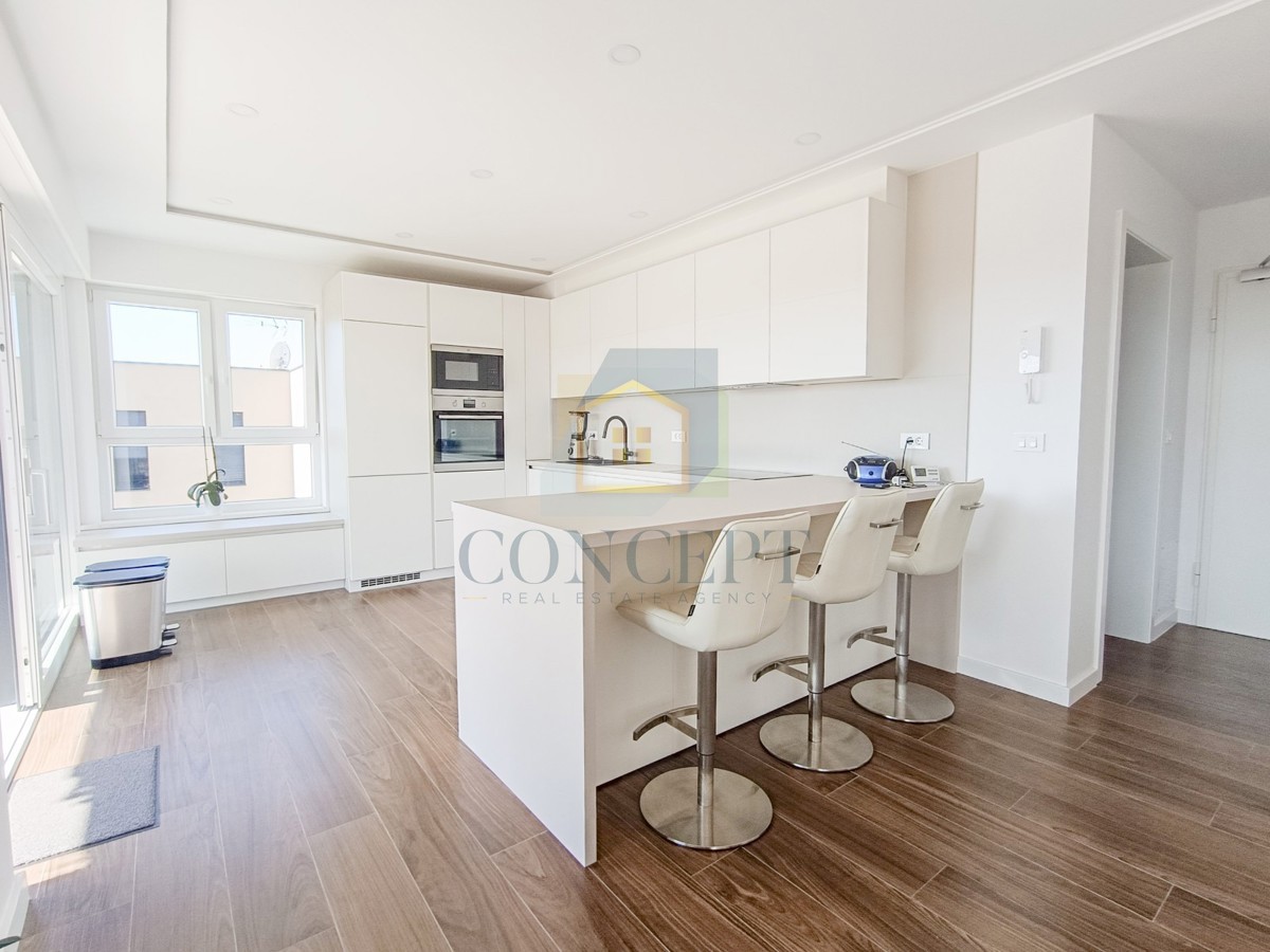 Poreč, dintorni, Appartamento di lusso spazioso con vista mare, a 2 km dal mare