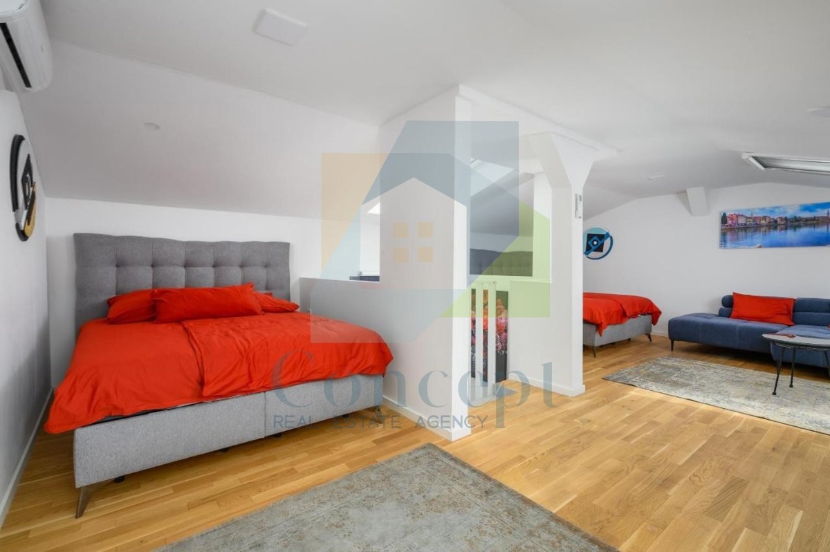 Poreč, zona circostante, Casa in pietra ristrutturata con piscina a 3 km dal mare