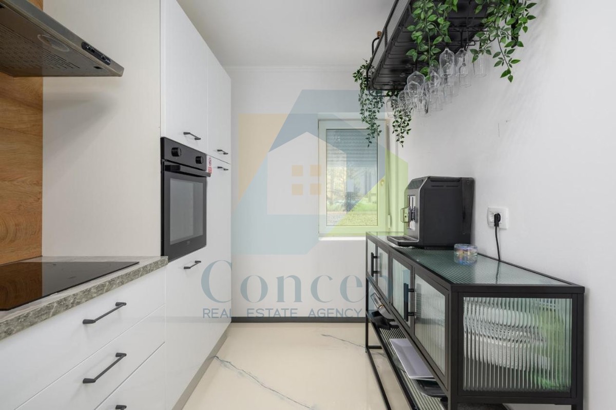 Poreč, zona circostante, Casa in pietra ristrutturata con piscina a 3 km dal mare