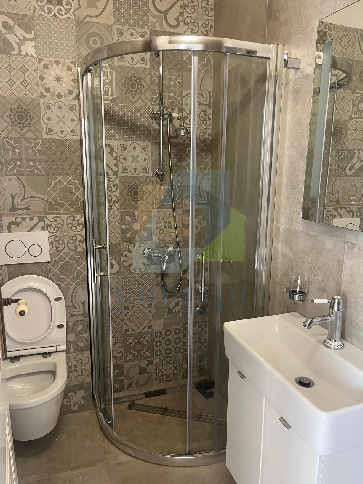 Poreč, dintorni, Affascinante casa in pietra ristrutturata con cortile, a 9 km dal mare