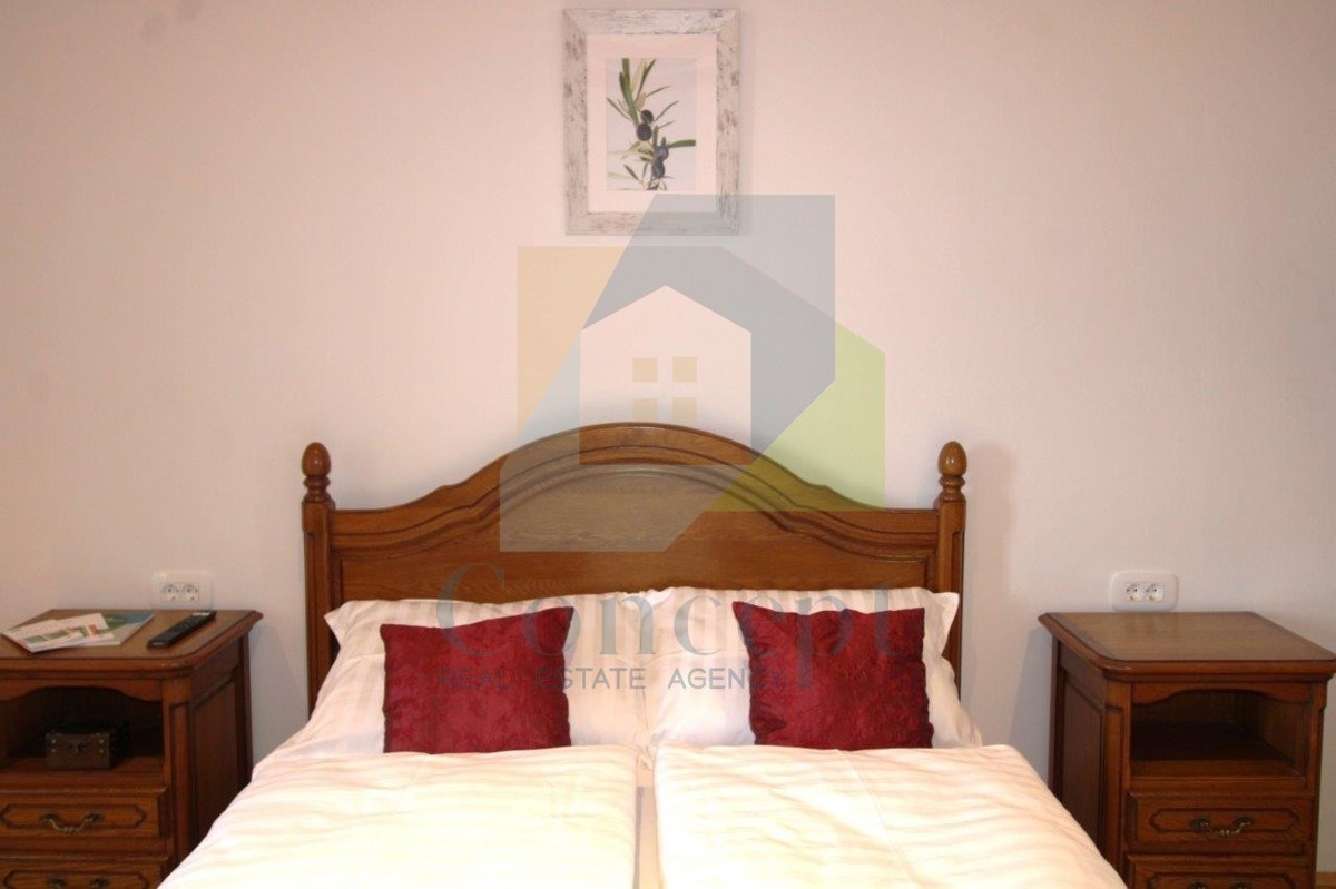 Poreč, dintorni, Affascinante casa in pietra ristrutturata con cortile, a 9 km dal mare