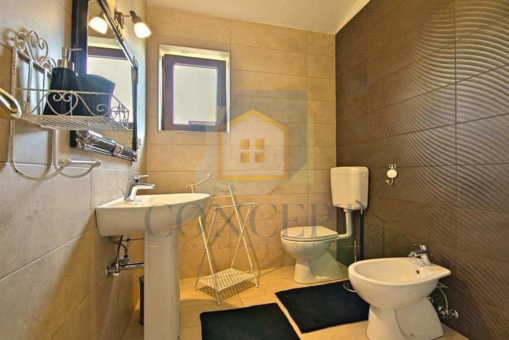 Poreč, dintorni, Splendida casa con piscina in posizione tranquilla, a 5 km dal mare