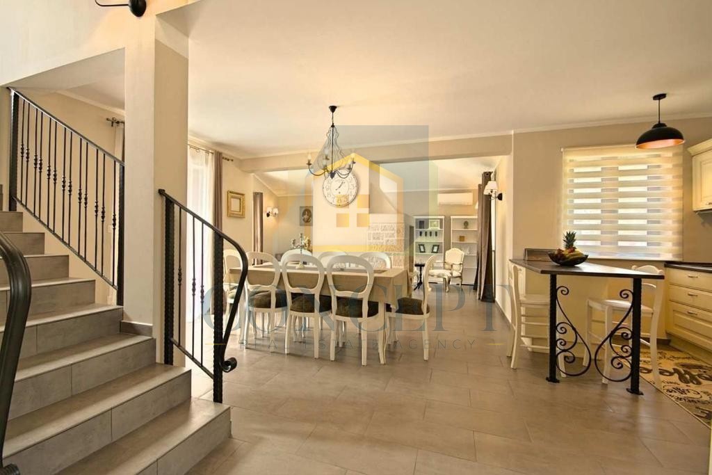 Poreč, dintorni, Splendida casa con piscina in posizione tranquilla, a 5 km dal mare