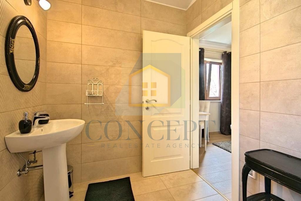 Poreč, dintorni, Splendida casa con piscina in posizione tranquilla, a 5 km dal mare