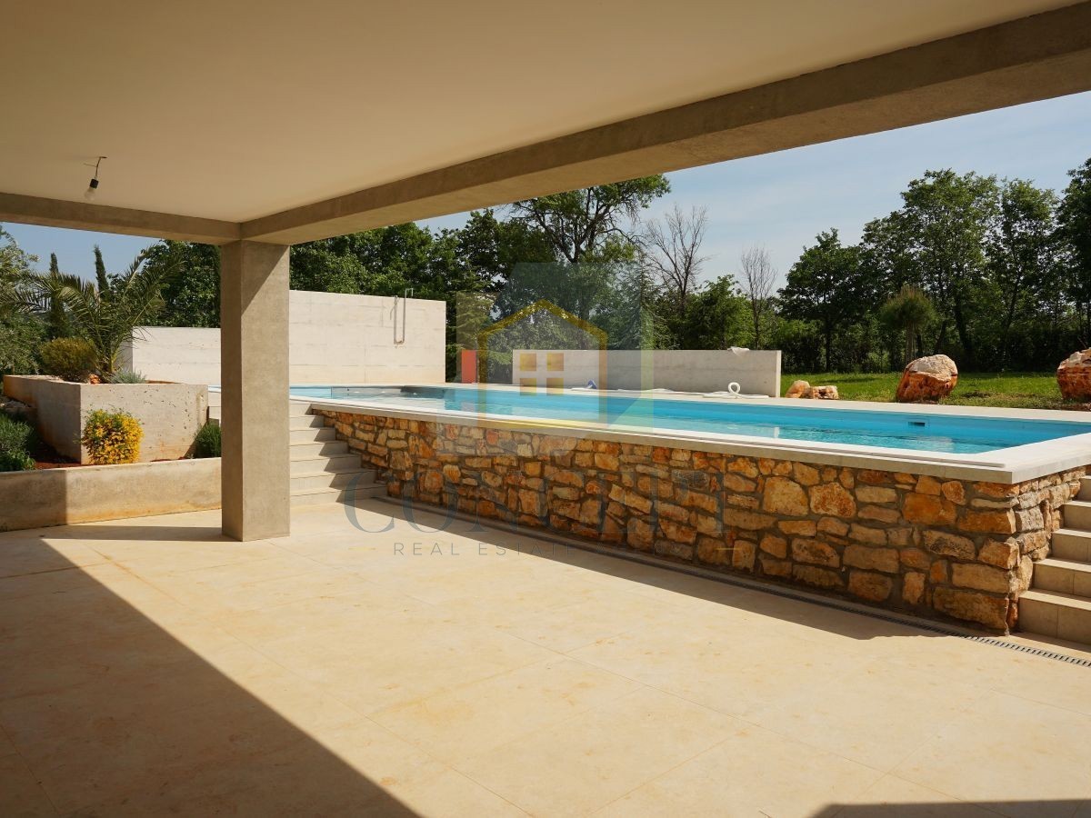 Poreč, dintorni, Ristrutturata villa in pietra con piscina e ampio giardino, 12 km dal mare