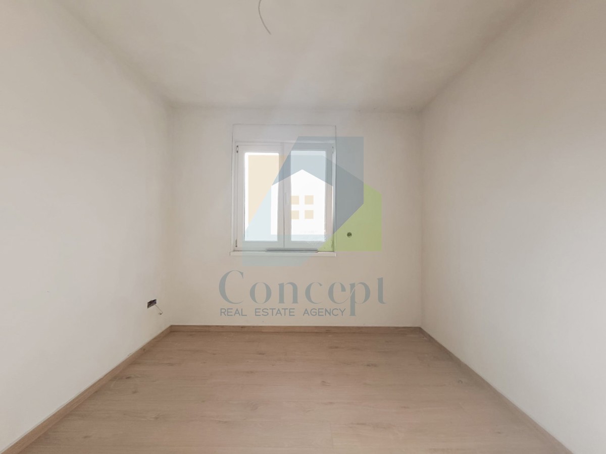 Poreč, dintorni, Appartamento al primo piano con due camere da letto e vista mare