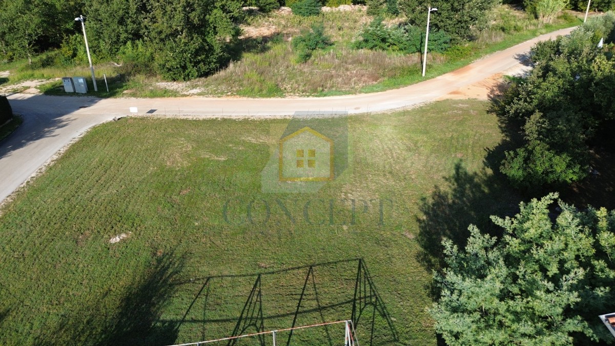 Poreč, dintorni, Terreno edificabile con progetto, 8 km dal mare