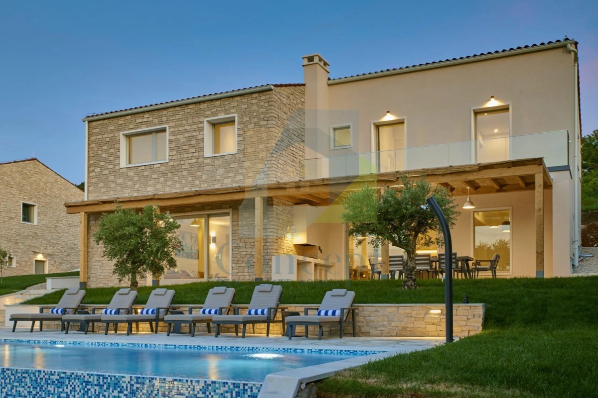 Motovun, dintorni, Prekrasna Villa con 5 camere da letto, piscina e vista su Motovun